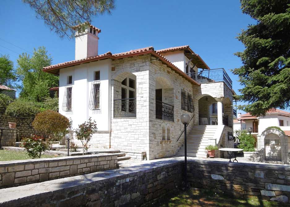 ΜΟΝΟΚΑΤΟΙΚΙΑ ΣΤΑ ΜΑΡΜΑΡΑ ΙΩΑΝΝΙΝΩΝ