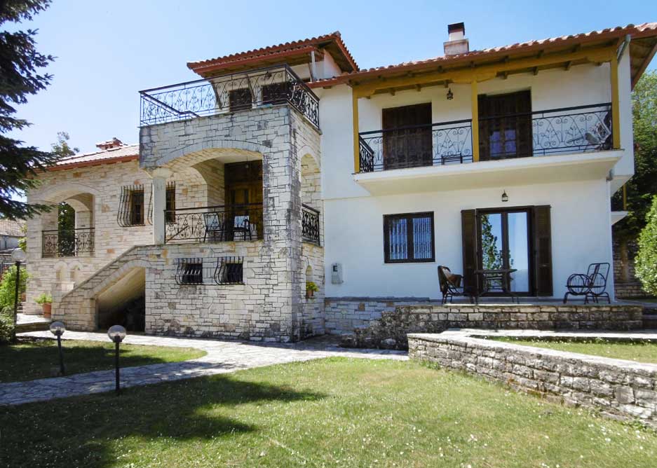 ΜΟΝΟΚΑΤΟΙΚΙΑ ΣΤΑ ΜΑΡΜΑΡΑ ΙΩΑΝΝΙΝΩΝ
