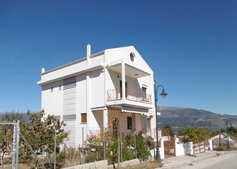 ΜΟΝΟΚΑΤΟΙΚΙΑ ΣΤΗΝ ΑΝΑΤΟΛΗ ΙΩΑΝΝΙΝΩΝ