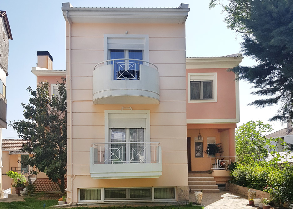 ΜΟΝΟΚΑΤΟΙΚΙΑ ΣΤΗΝ ΠΕΔΙΝΗ ΙΩΑΝΝΙΝΩΝ
