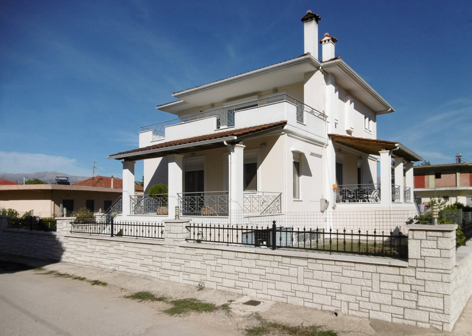 ΜΟΝΟΚΑΤΟΙΚΙΑ ΣΤΗΝ ΠΕΔΙΝΗ ΙΩΑΝΝΙΝΩΝ